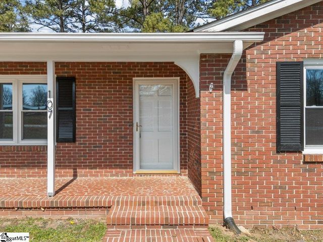 107 Brandon Street, Union, SC 29379