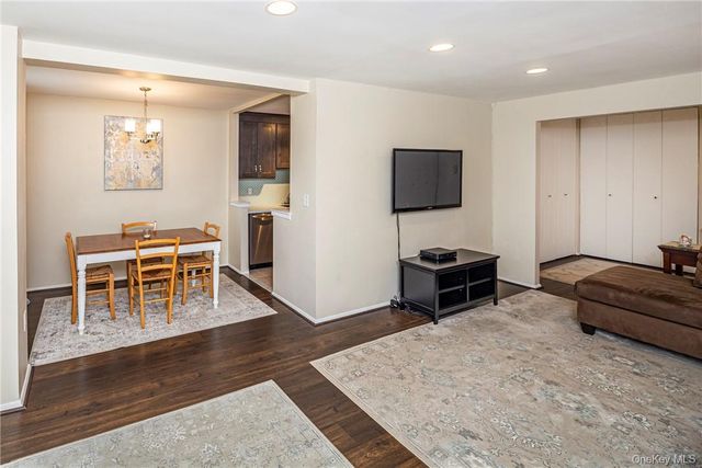 14 Westview Avenue 409, Tuckahoe, NY 10707