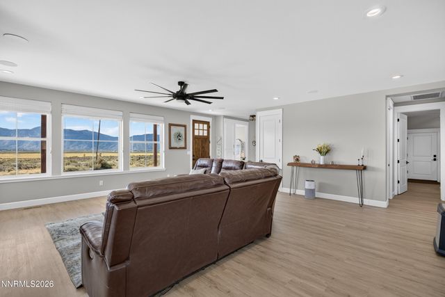 1654 Kiss Lane, Minden, NV 89423