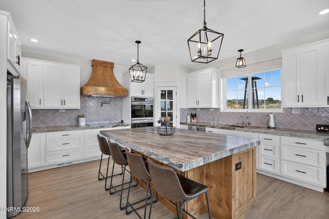 1654 Kiss Lane, Minden, NV 89423