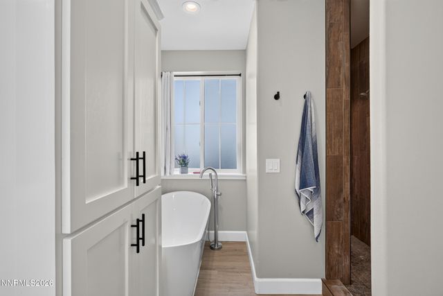 1654 Kiss Lane, Minden, NV 89423
