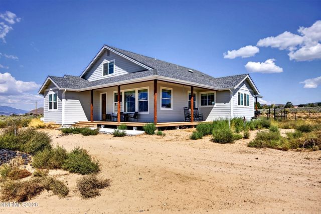 1654 Kiss Lane, Minden, NV 89423