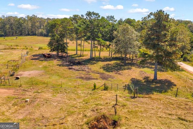 63 Lazy B Drive, Hartwell, GA 30643