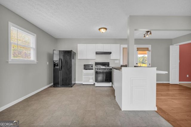 63 Lazy B Drive, Hartwell, GA 30643