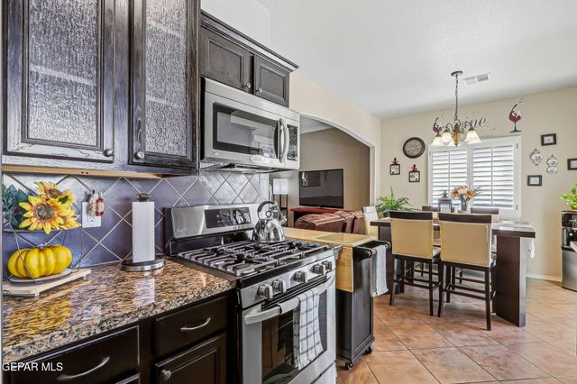 12732 DESTINY Avenue, El Paso, TX 79938