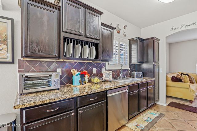 12732 DESTINY Avenue, El Paso, TX 79938