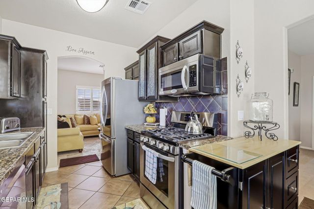 12732 DESTINY Avenue, El Paso, TX 79938