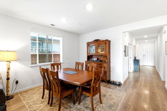 1399 Carson River Loop, Lincoln, CA 95648