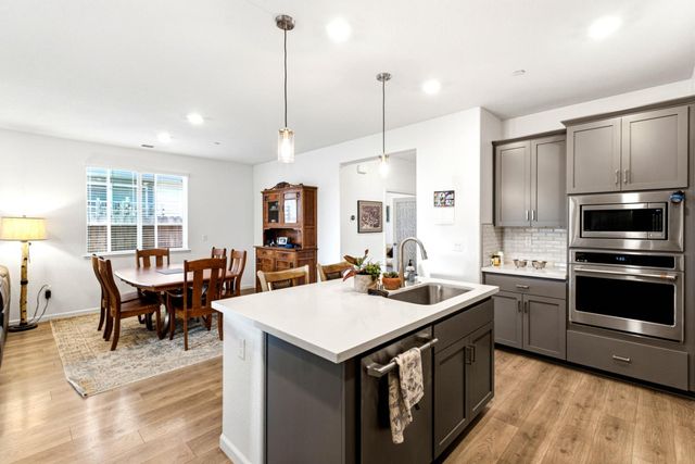 1399 Carson River Loop, Lincoln, CA 95648