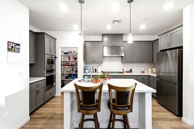 1399 Carson River Loop, Lincoln, CA 95648