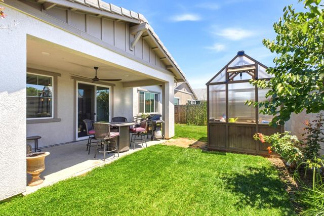 1399 Carson River Loop, Lincoln, CA 95648