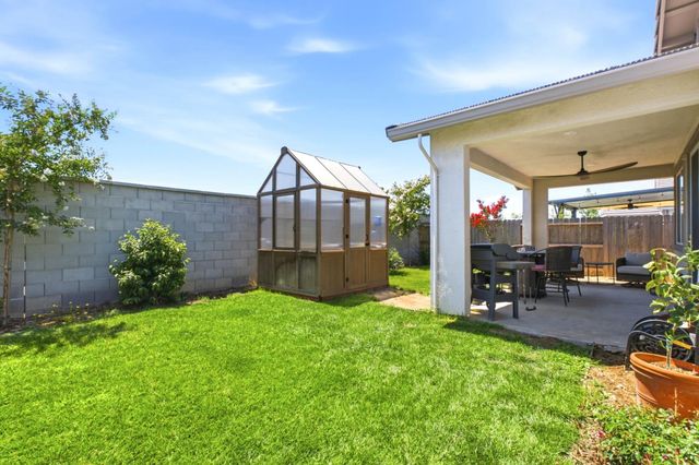 1399 Carson River Loop, Lincoln, CA 95648