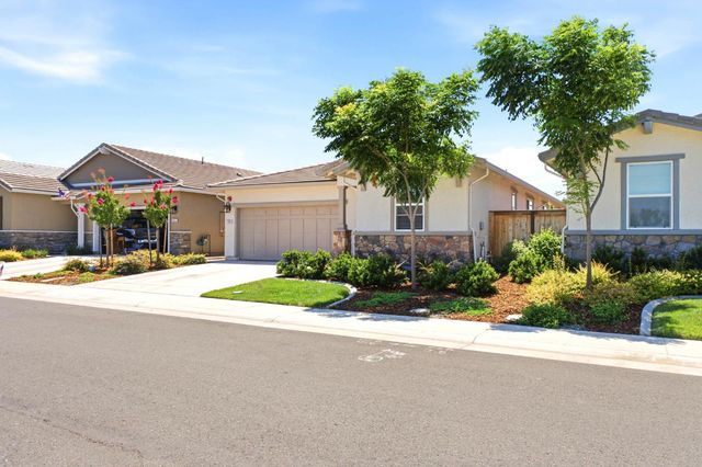 1399 Carson River Loop, Lincoln, CA 95648