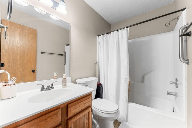 106 S Elm Street, Blue Eye, MO 65611