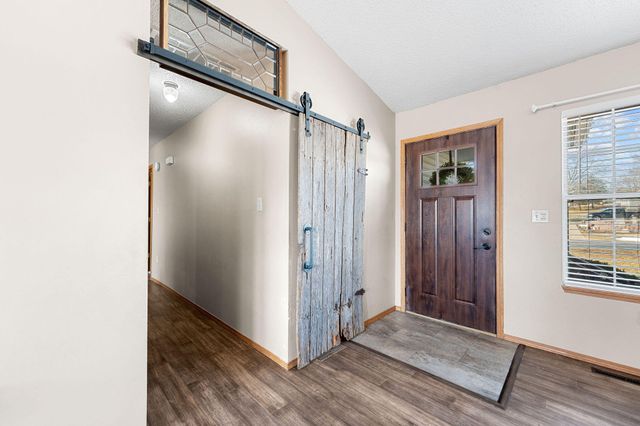 106 S Elm Street, Blue Eye, MO 65611