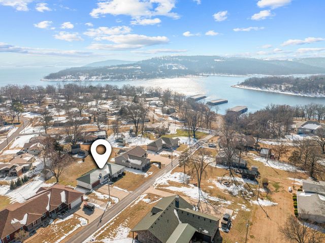 106 S Elm Street, Blue Eye, MO 65611