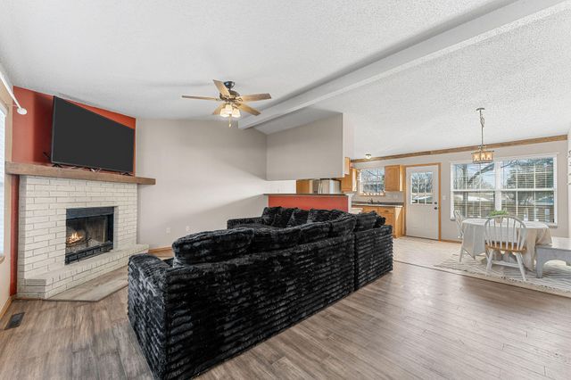 106 S Elm Street, Blue Eye, MO 65611