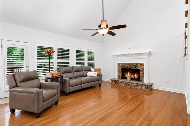 2045 Southers Circle, Suwanee, GA 30024