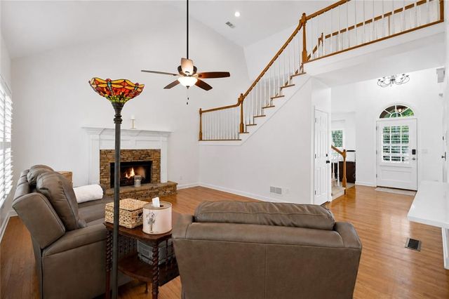 2045 Southers Circle, Suwanee, GA 30024