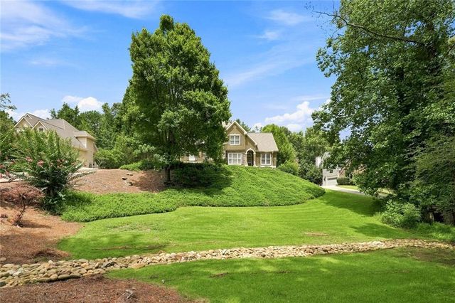 2045 Southers Circle, Suwanee, GA 30024