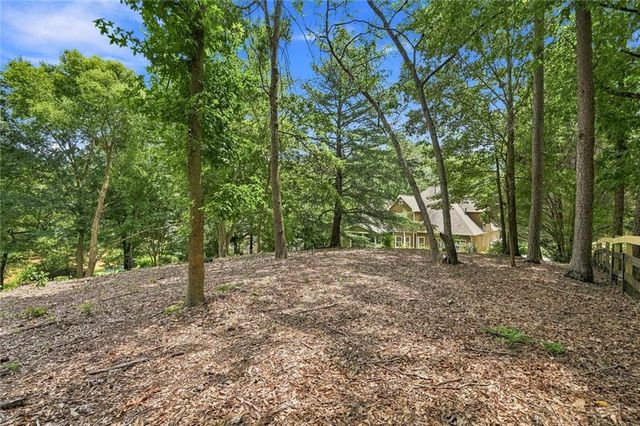 2045 Southers Circle, Suwanee, GA 30024