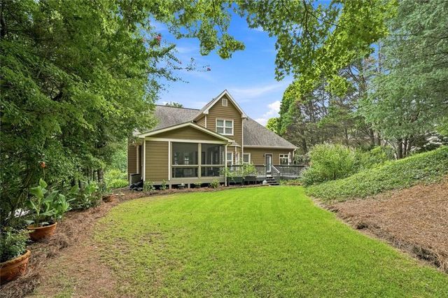 2045 Southers Circle, Suwanee, GA 30024