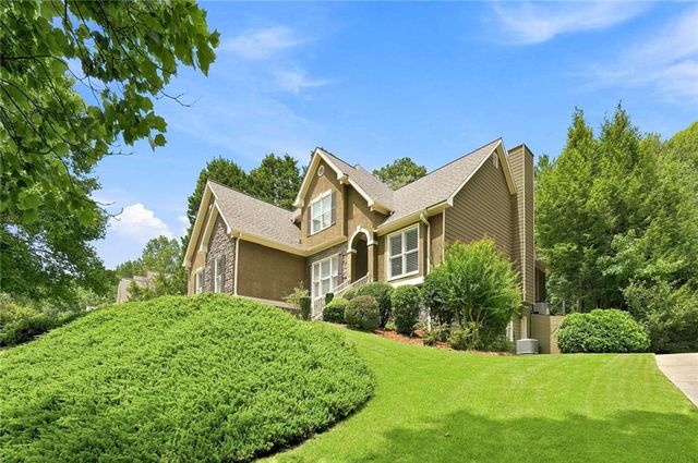 2045 Southers Circle, Suwanee, GA 30024