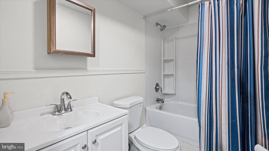 Image 35 of property listing at 128 KING JAMES CIR, Edgewood, MD 21040