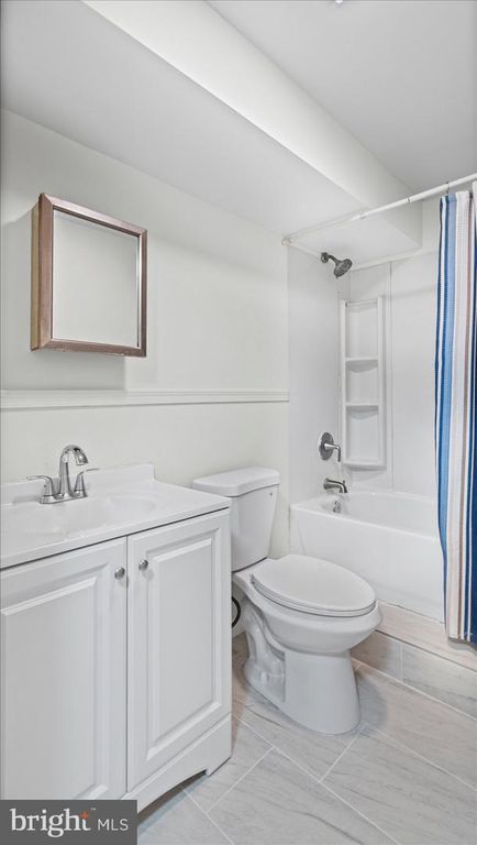 Image 36 of property listing at 128 KING JAMES CIR, Edgewood, MD 21040