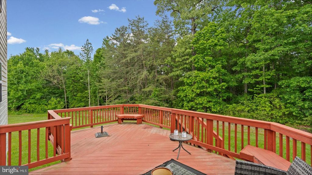Image 39 of property listing at 128 KING JAMES CIR, Edgewood, MD 21040