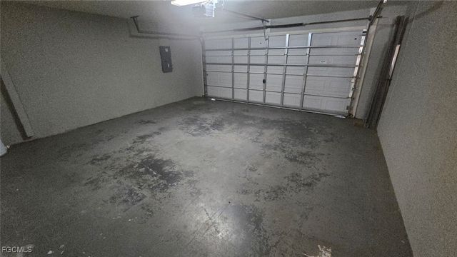 2604 SW 9th PL, Cape Coral, FL 33914