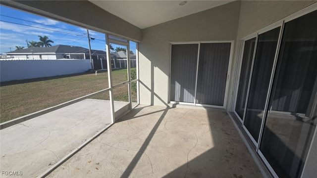 2604 SW 9th PL, Cape Coral, FL 33914