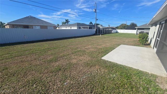 2604 SW 9th PL, Cape Coral, FL 33914