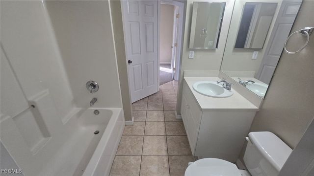 2604 SW 9th PL, Cape Coral, FL 33914