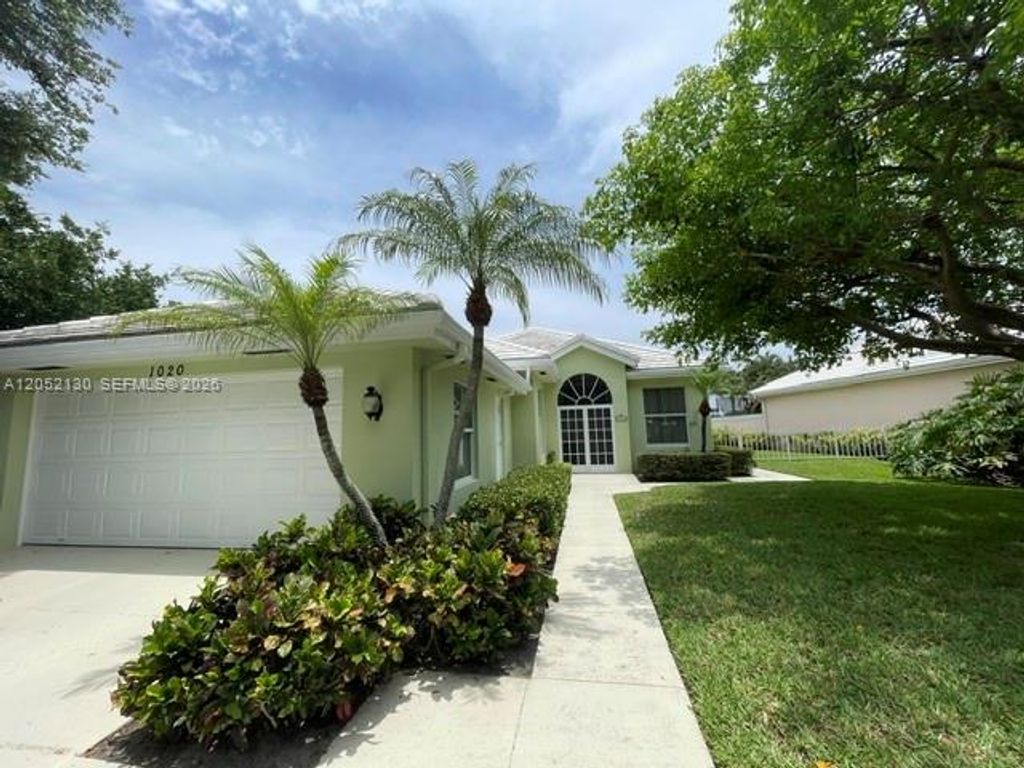 1020 Bear Island Drive, West Palm Beach, FL 33409