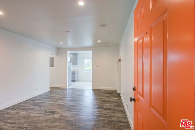 4309 W Adams Boulevard 11, Los Angeles, CA 90018