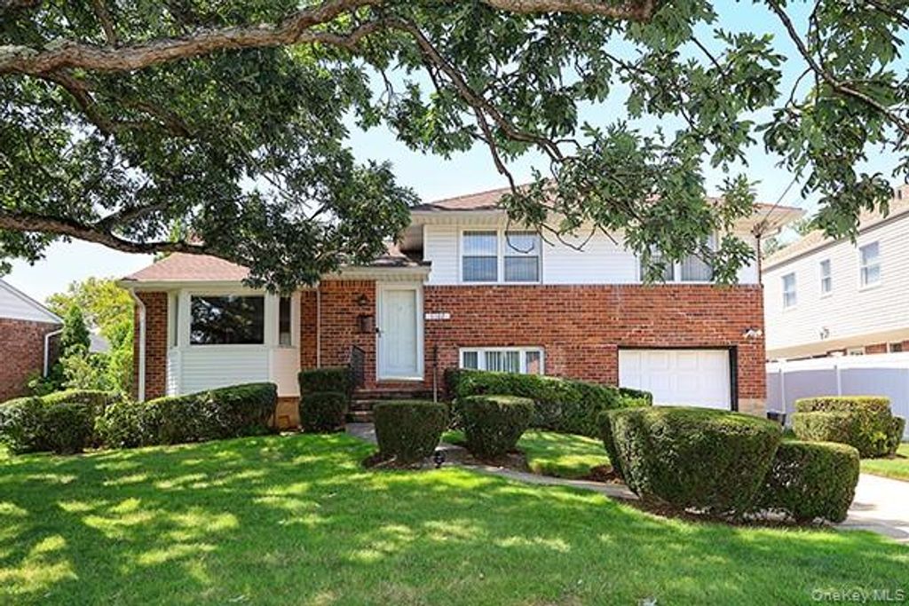 1102 Lawrence Road, Bellmore, NY 11710 — exterior
