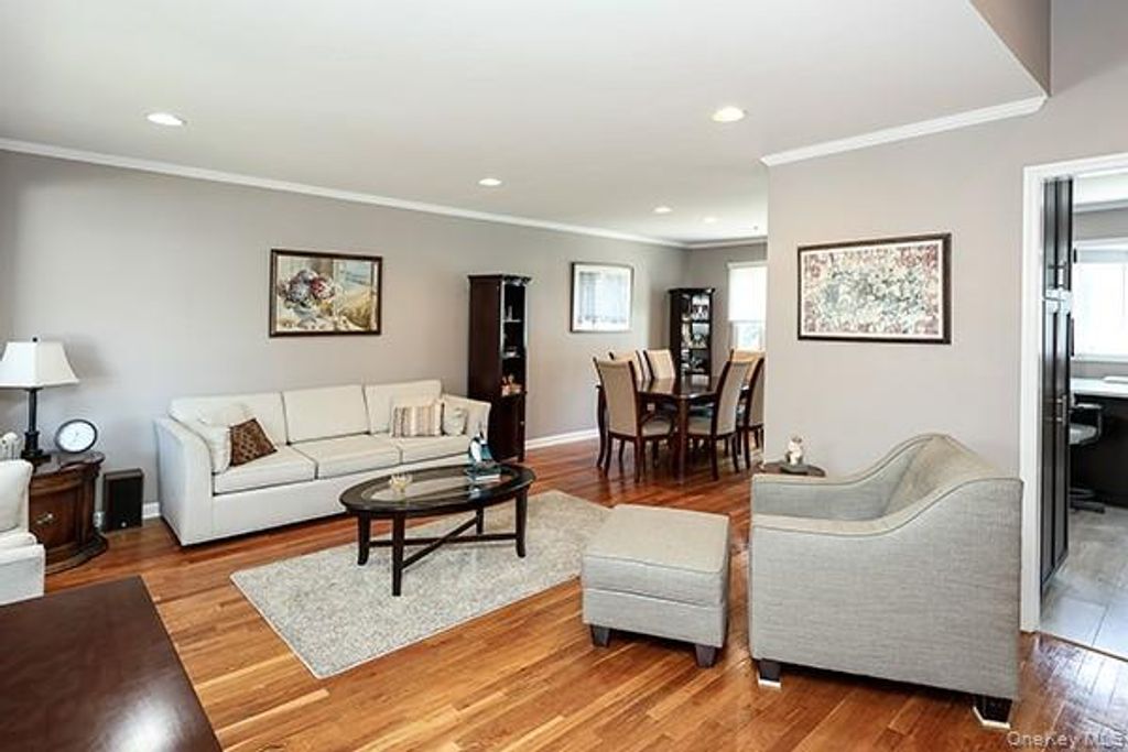 1102 Lawrence Road, Bellmore, NY 11710 — photo 3