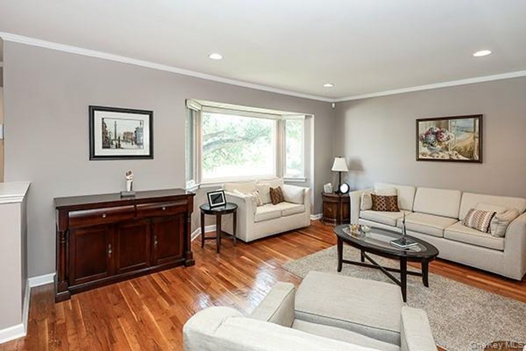 1102 Lawrence Road, Bellmore, NY 11710 — photo 5