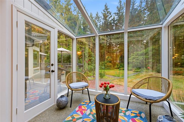 7575 NE New Brooklyn Road, Bainbridge Island, WA 98110