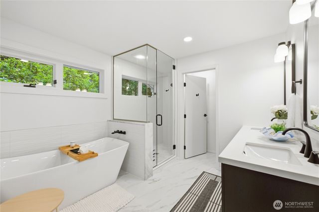 7575 NE New Brooklyn Road, Bainbridge Island, WA 98110