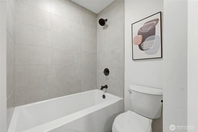 7575 NE New Brooklyn Road, Bainbridge Island, WA 98110