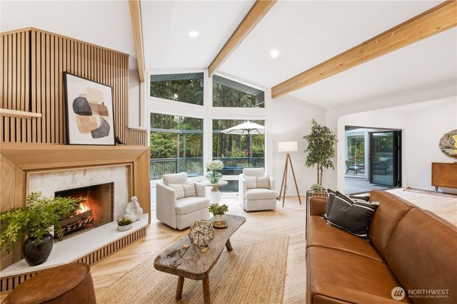 7575 NE New Brooklyn Road, Bainbridge Island, WA 98110