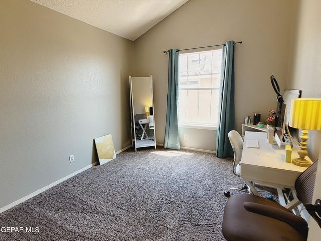 7401 PLAZA TAURINA Drive, El Paso, TX 79912