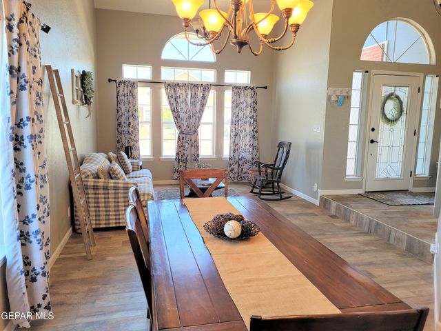 7401 PLAZA TAURINA Drive, El Paso, TX 79912