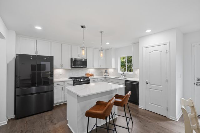9086 Willow Way, Lima Twp, MI 48130