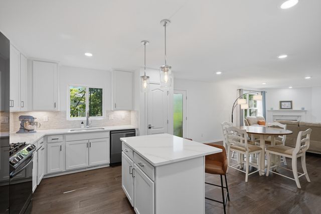 9086 Willow Way, Lima Twp, MI 48130