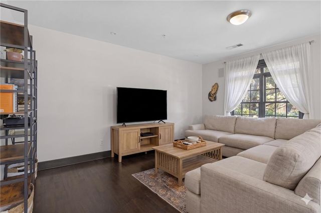1300 Dekalb Avenue NE 711, Atlanta, GA 30307