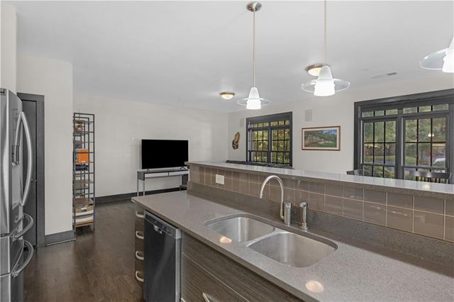 1300 Dekalb Avenue NE 711, Atlanta, GA 30307