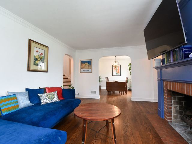 3517 Hollywood Avenue, Brookfield, IL 60513